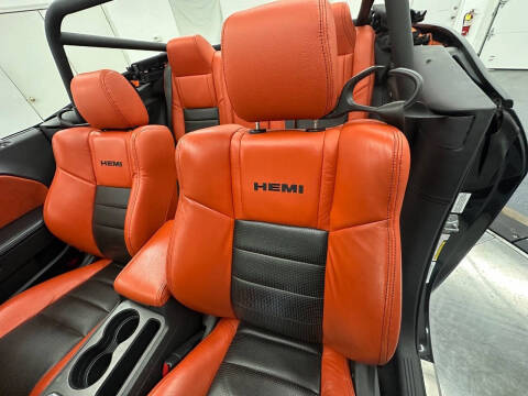 2010 Dodge Challenger SRT8