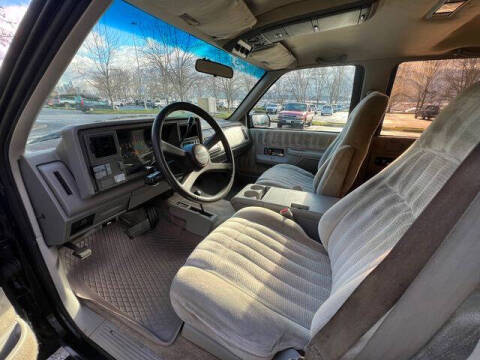 1993 GMC Suburban K2500