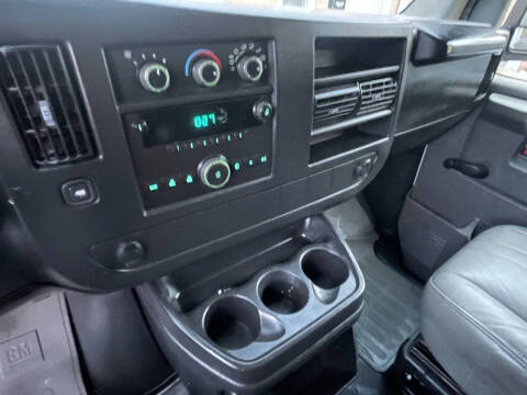 2008 GMC Savana 2500