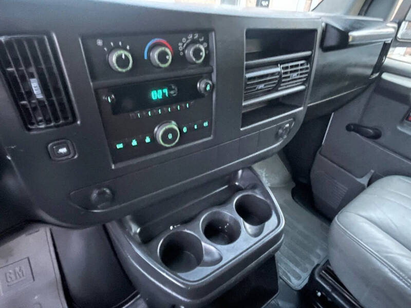 2008 GMC Savana 2500