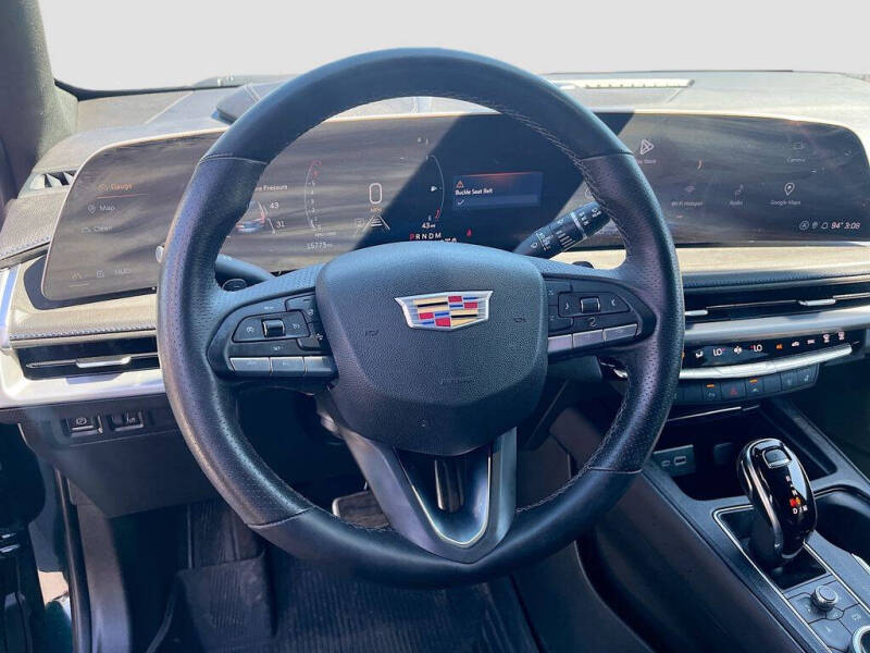 2025 Cadillac XT4 Sport