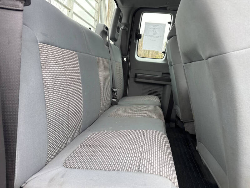 2011 Ford F-250 Super Duty XL