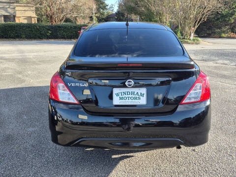 2017 Nissan Versa 1.6 S Plus