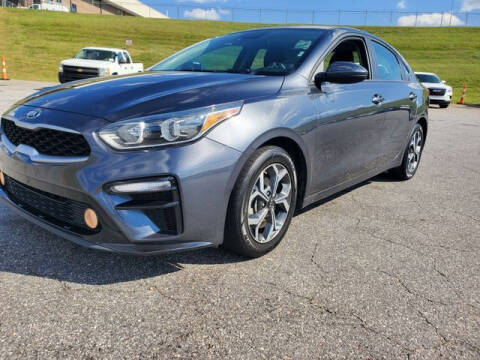 2020 Kia Forte for sale at In & Out Used Auto Sales in Bluefield WV