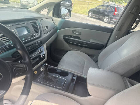 2017 Kia Sedona LX