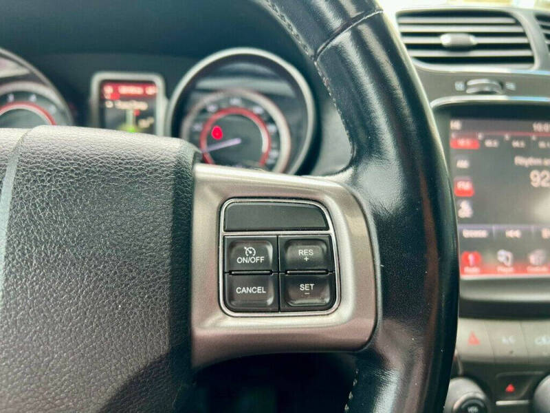 2020 Dodge Journey Crossroad