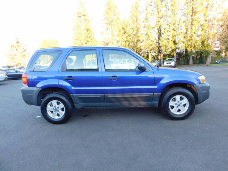 2005 Ford Escape XLS
