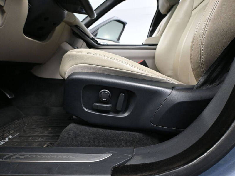 2020 Land Rover Range Rover Velar P340 R-Dynamic S