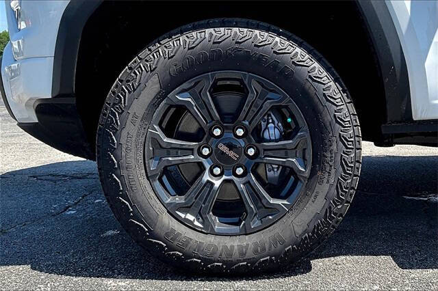 2025 GMC Canyon Elevation