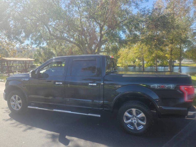 2015 Ford F-150 Lariat photo 25