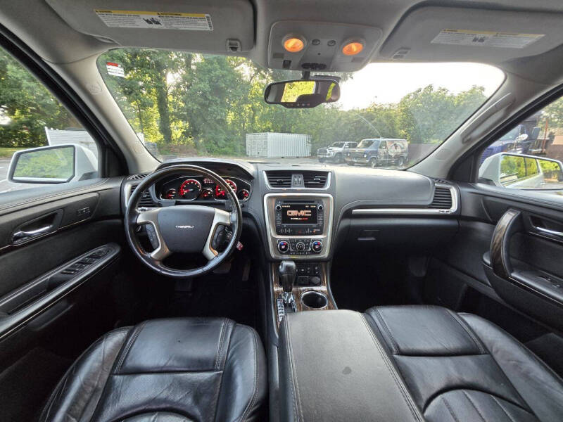 2016 GMC Acadia Denali