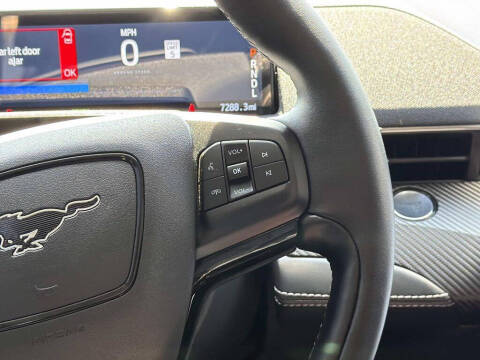 2024 Ford Mustang Mach-E Select