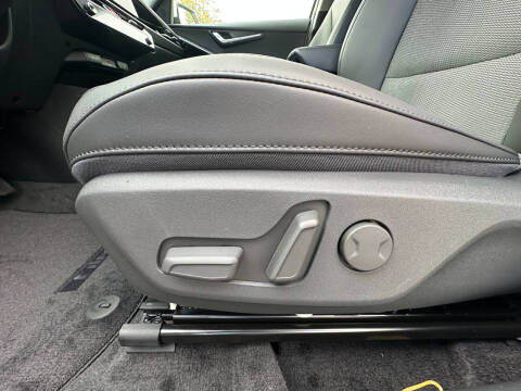 2025 Kia Niro EV Wind