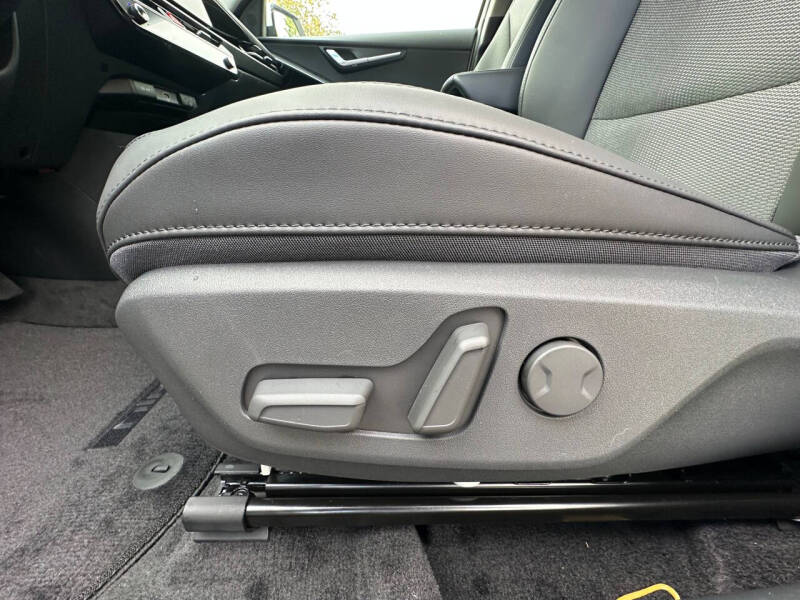 2025 Kia Niro EV Wind