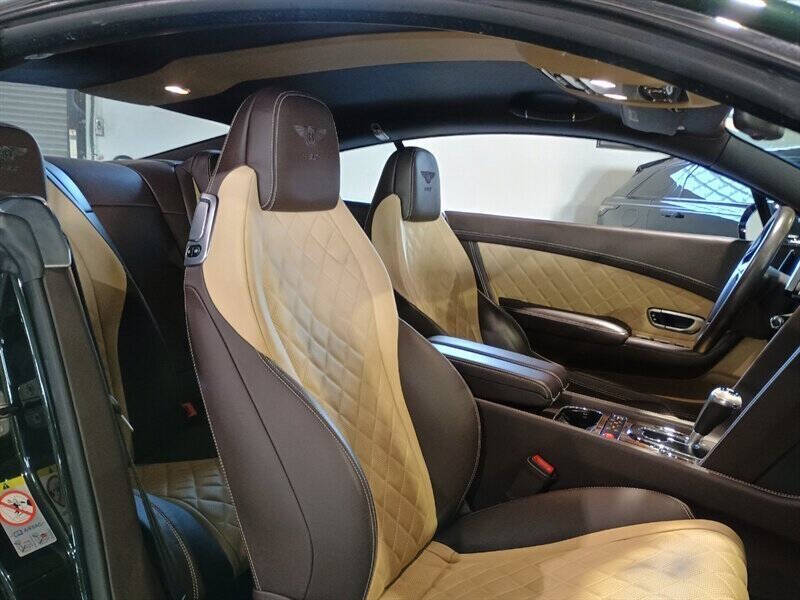 2017 Bentley Continental 30
