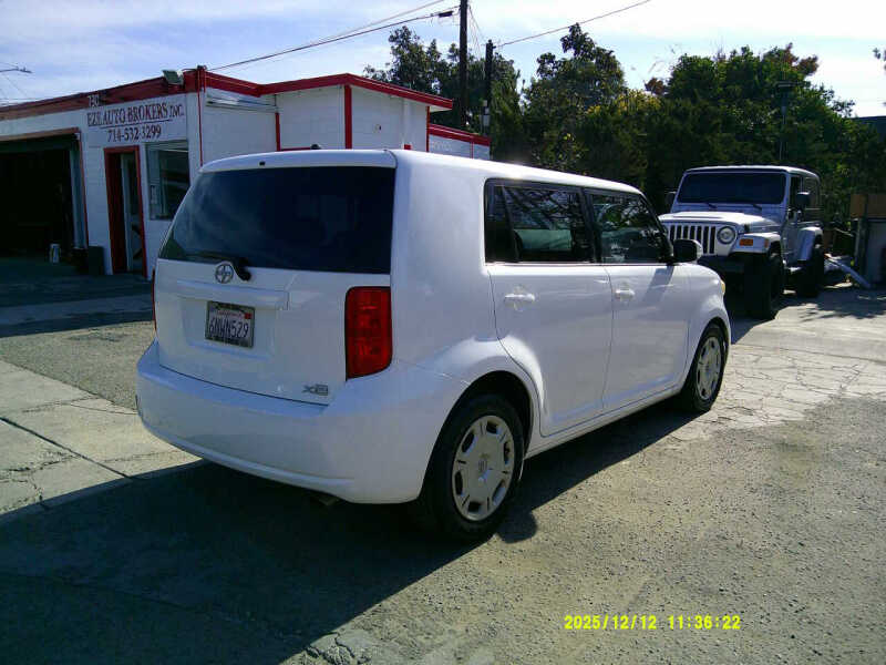 2008 Scion xB