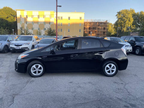 2013 Toyota Prius Three
