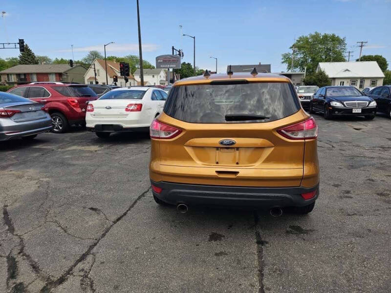 2016 Ford Escape SE