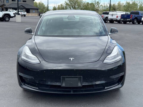 2019 Tesla Model 3 Mid Range