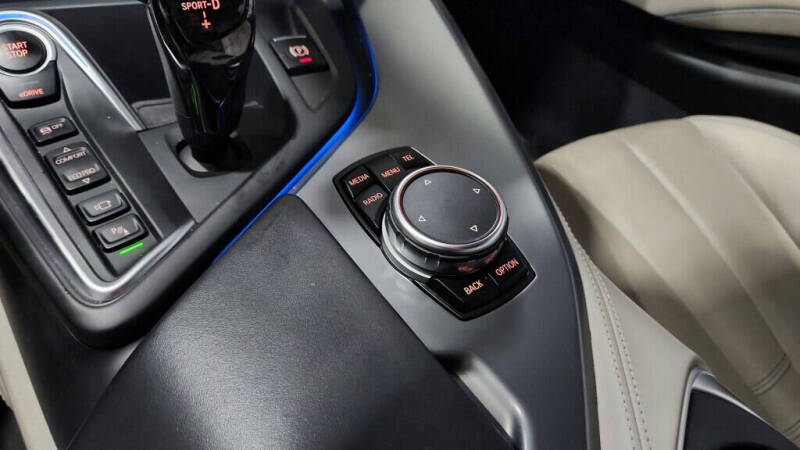 2014 BMW i8