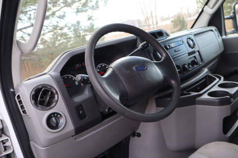 2013 Ford E-Series E-250