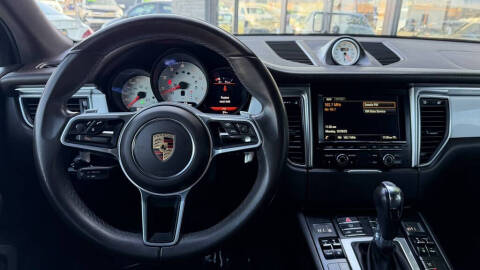 2016 Porsche Macan S