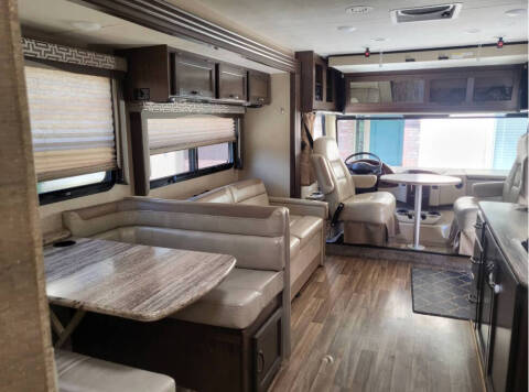 2018 Thor Motor Coach Ace 30.3