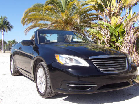 2013 Chrysler 200 Touring