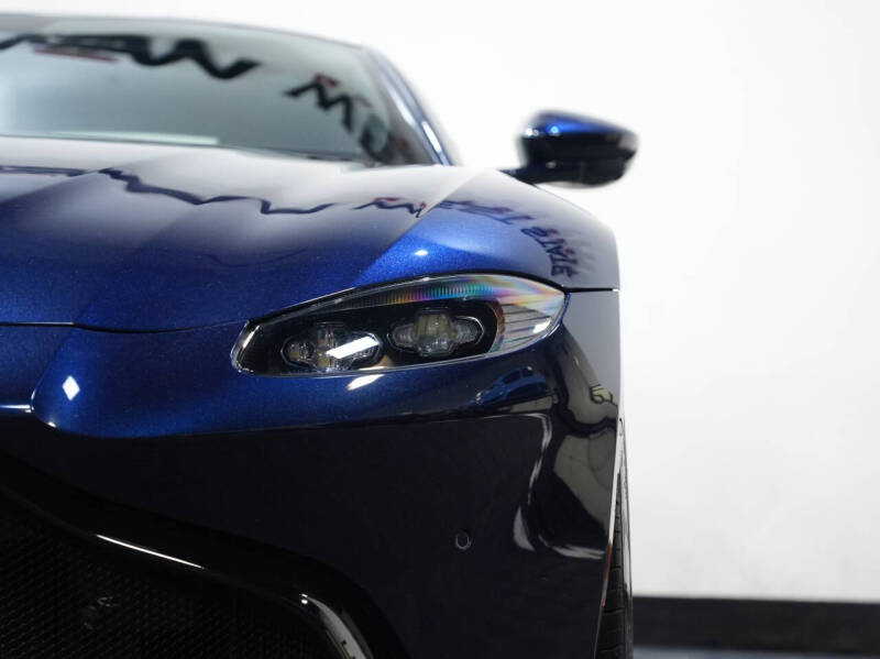 2020 Aston Martin Vantage