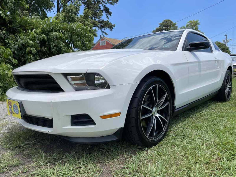 2011 Ford Mustang V6