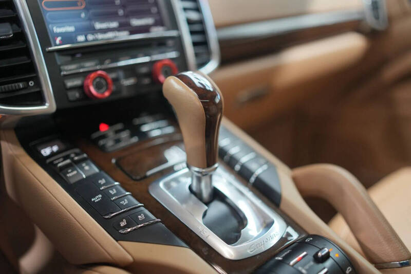 2014 Porsche Cayenne S Hybrid