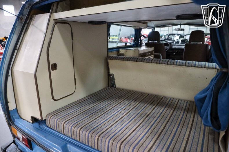 1982 Volkswagen Vanagon Camper