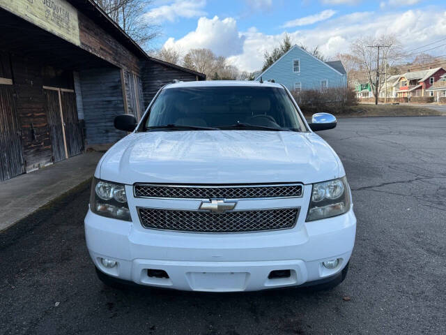 2009 Chevrolet Avalanche for sale at Drive X in Oakville, CT