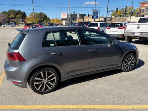 2015 Volkswagen Golf TSI SE