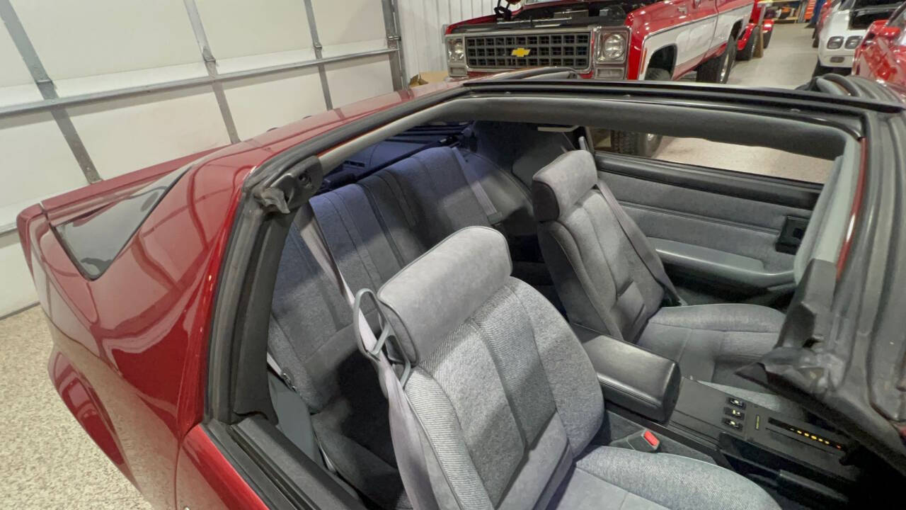 1991 Chevrolet Camaro 18