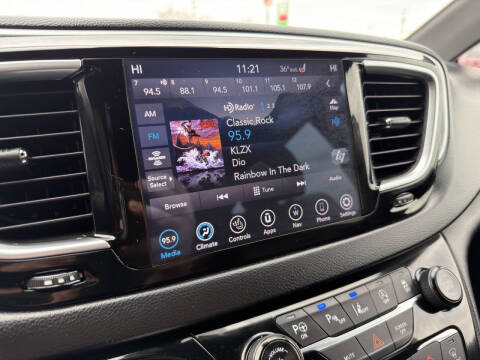 2019 Chrysler Pacifica Touring L Plus