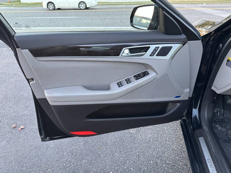 2016 Hyundai Genesis 3.8L