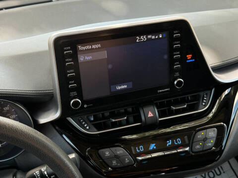 2021 Toyota C-HR XLE