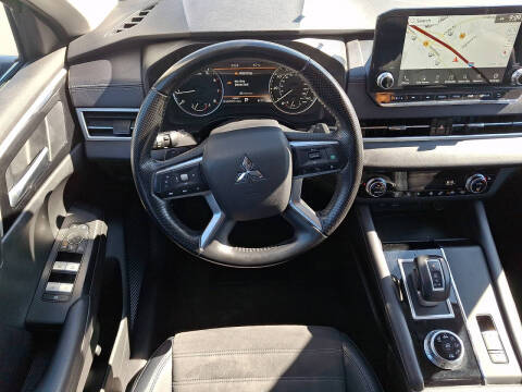 2024 Mitsubishi Outlander