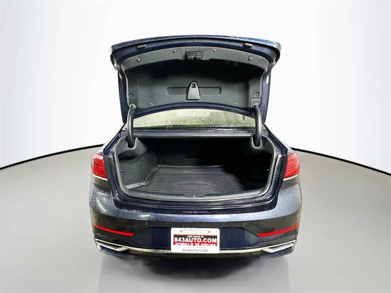 2020 Kia Cadenza Technology