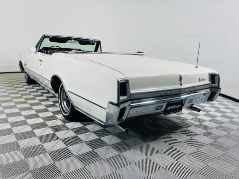 1967 Oldsmobile Cutlass Supreme