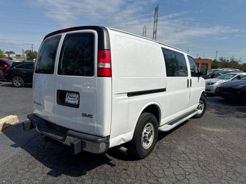 2017 GMC Savana 2500