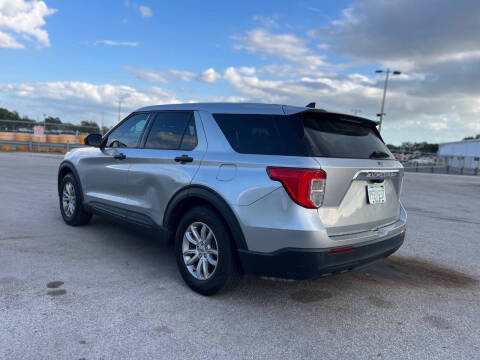 2021 Ford Explorer