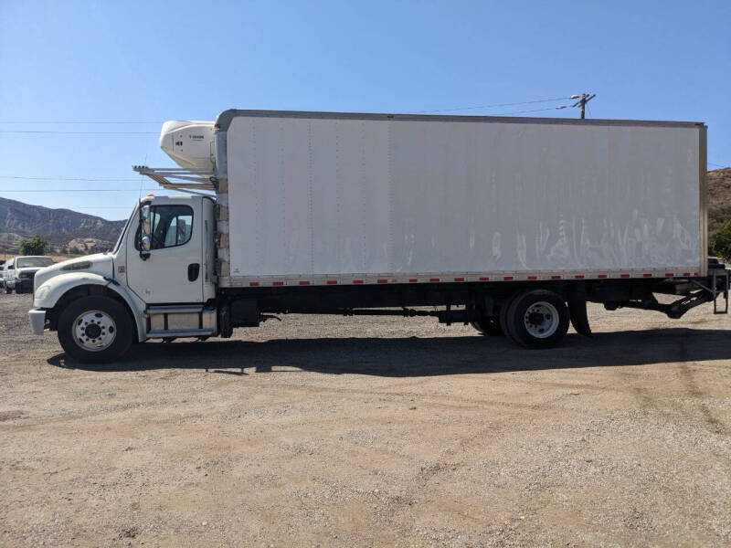 2018 Freightliner M2 106