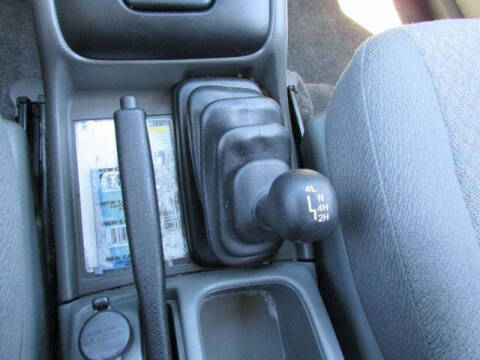 2001 Chevrolet Tracker