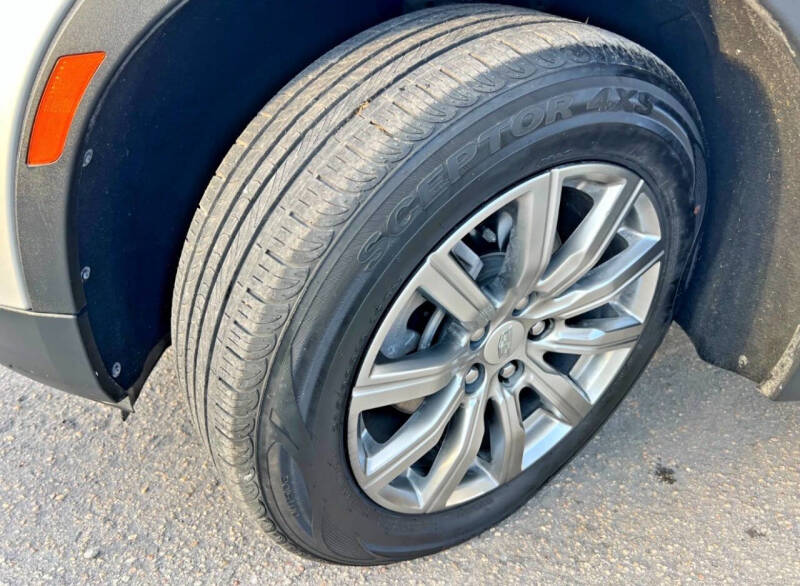 2021 Cadillac XT4 Premium Luxury