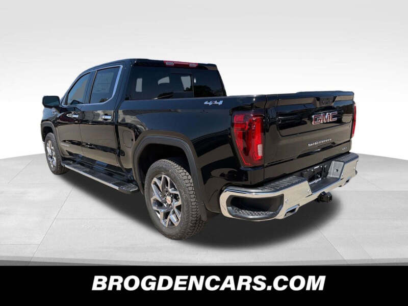 2026 GMC Sierra 1500 SLT - Photo 6