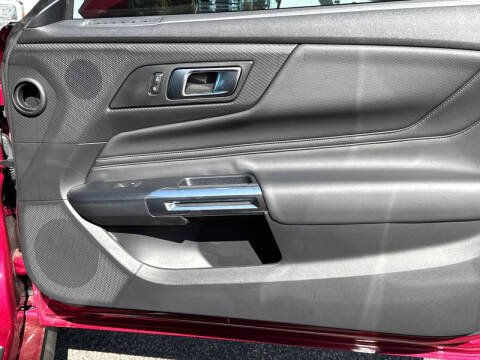 2025 Ford Mustang EcoBoost Premium