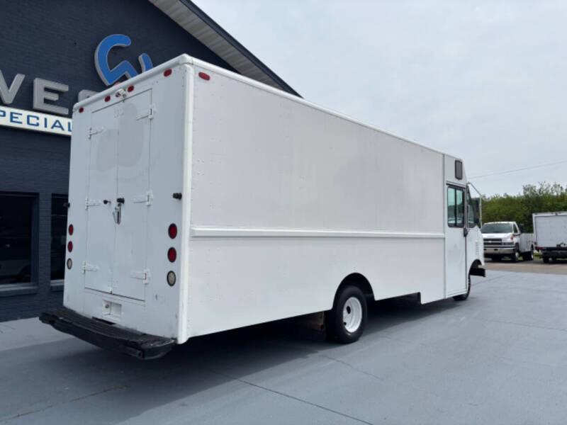 2006 Ford E350 Step Van