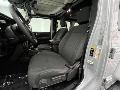 2024 Jeep Wrangler Sahara 4xe